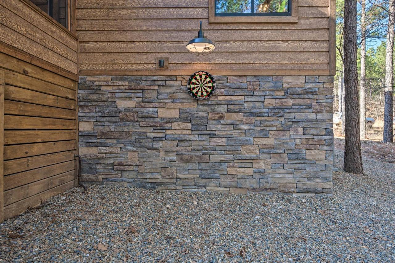 Broken Bow Lazy Dog Lodge With Hot Tub, Pool Table Экстерьер фото
